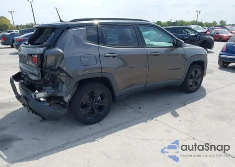 2018 Jeep Compass Altitude 4X4 из США, поврежденный, VIN 3C4NJDBB1JT402381